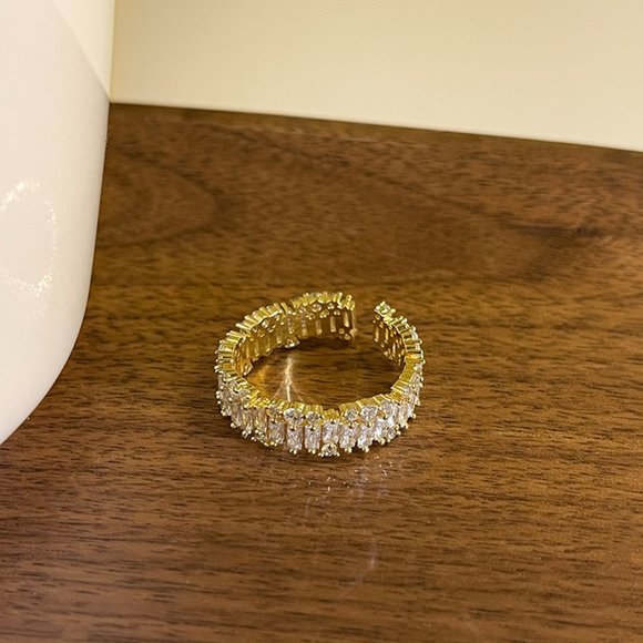 GOLICC Super Sparkling Zircon Ring - Picture 4 of 10